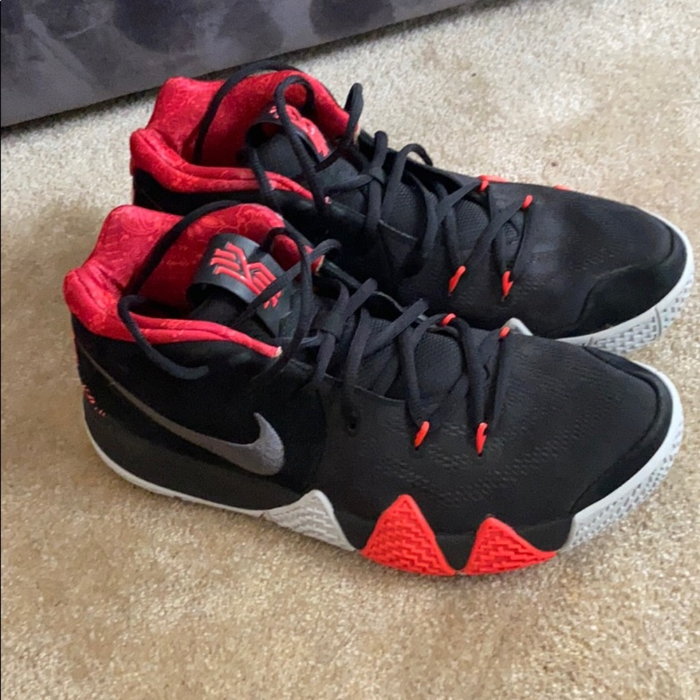 COPY - Mens Kyrie 4